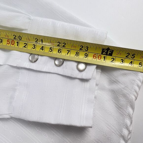 Dos De Oro Rodeo Shirt Sz M Pearl Snap Clean White Red Embroidery Front Back - Picture 6 of 12